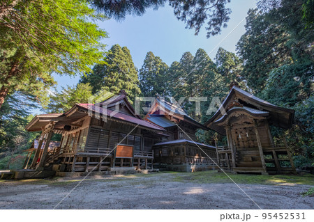 東楽々福神社 社殿 鳥取県日野郡日南町宮内 東楽々福神社 社殿 鳥取県日野郡日南町宮内 95452531