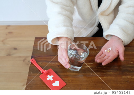 難病治療のお薬　免疫抑制剤等 95455142