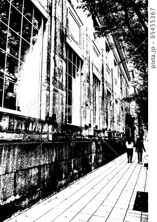 神戸海岸通りのビル街　白黒写真 95455367