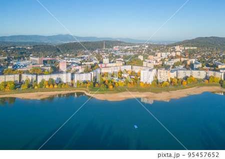 Mseno water reservoir in Jablonec nad Nisou from above 95457652