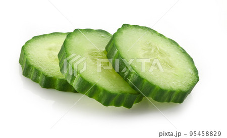 fresh raw cucumber slices 95458829