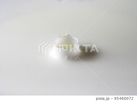 自然 現象 クラウン 95460072