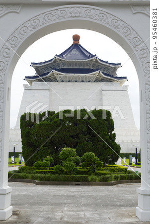 中正紀念堂 台湾観光名所 National ChiangKai-shek Memorial Hall 95460381