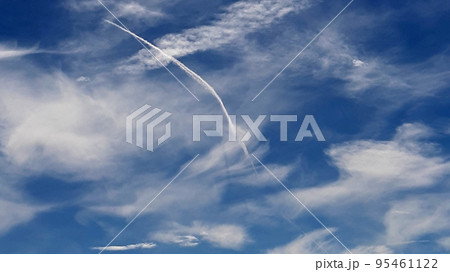 A little crazy sky 95461122