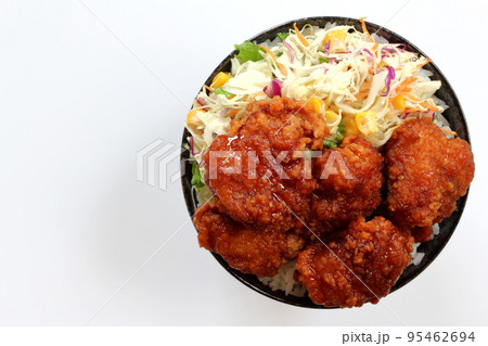 唐揚げ丼 95462694