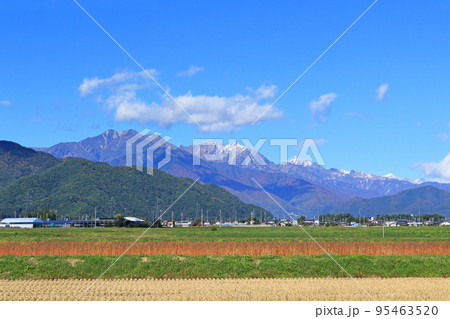 秋の北アルプス後立山連峰 秋の北アルプス後立山連峰 95463520