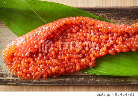 北海道産 生筋子(白鮭) 北海道産 生筋子(白鮭) 95464733