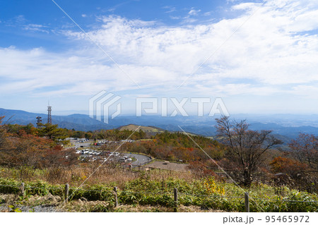 天空回廊の麓から見た景色（日光の霧降高原） 95465972