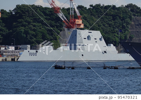 ズムウォルト級ミサイル駆逐艦　 USS Zumwalt 95470321