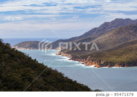 Freycinet Peninsula Circuit in Tasmania Australia Freycinet Peninsula Circuit in Tasmania Australia 95471379