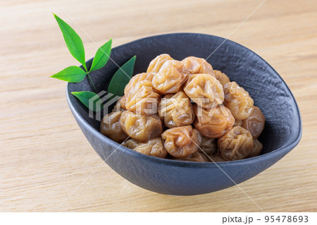 梅干　紀州みなべの小梅干し 95478693