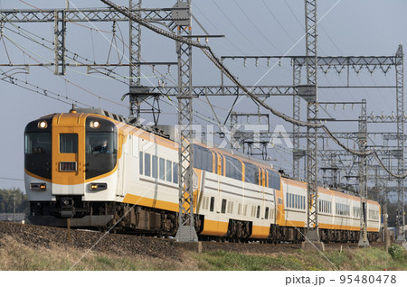 近鉄30000系ビスタカー&サニーカー(櫛田~漕代) 95480478