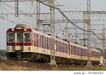近鉄の快速急行列車(櫛田~漕代) 95480560