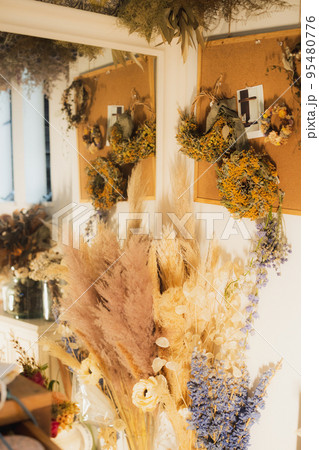 ドライフラワー 95480776