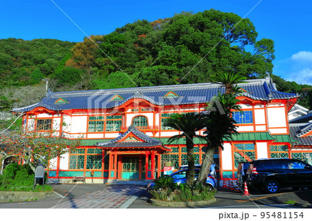 【佐賀県】晴天の武雄温泉新館 95481154
