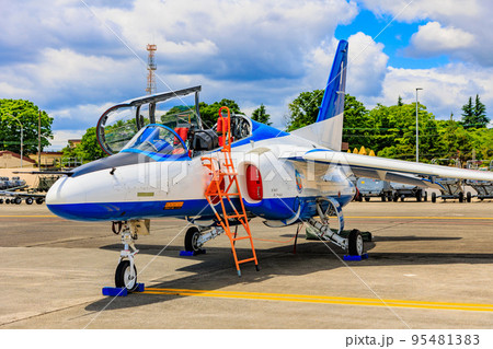 東京 福生市 横田基地フレンドシップフェスティバル 航空自衛隊 ブルー