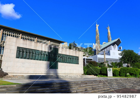 【長崎県】晴天の聖フィリッポ西坂教会と二十六聖人記念館 95482987