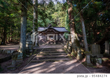 楽々福神社 拝殿 鳥取県日野郡日南町印賀 楽々福神社 拝殿 鳥取県日野郡日南町印賀 95484274