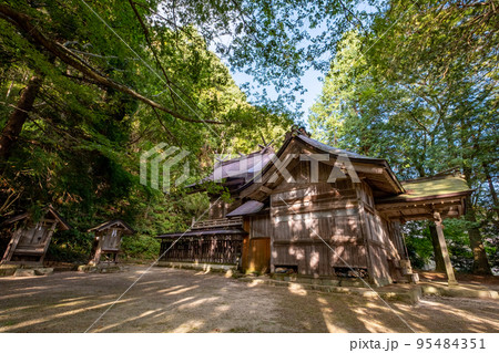 楽々福神社　社殿　鳥取県日野郡日南町印賀 95484351