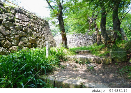 村上城 冠木門跡 村上城 冠木門跡 95488115