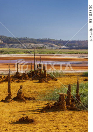 Eliminating the ecological burden in the oldest copper mines in the world, Minas de Riotinto, Spain Eliminating the ecological burden in the oldest copper mines in the world, Minas de Riotinto, Spain 95488350