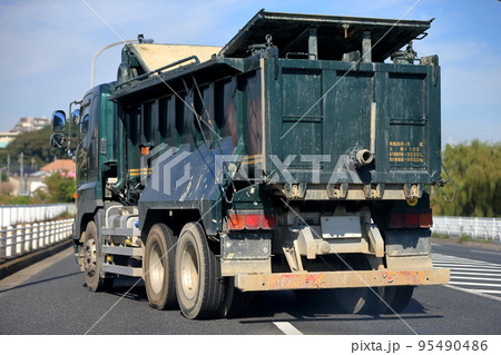 産業廃棄物収集運搬車　イメージ 95490486