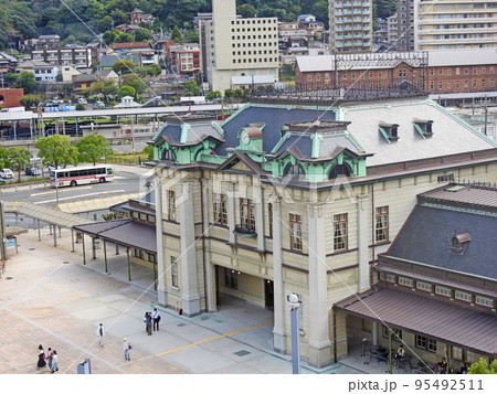 福岡県北九州市にある観光スポット復元された門司港駅 95492511