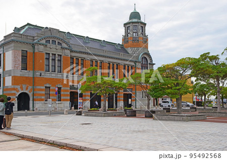 福岡県北九州市の門司港レトロ地区にある旧大阪商船 95492568
