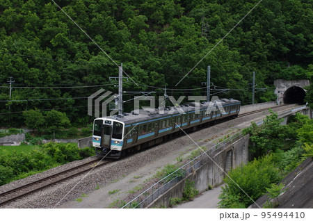篠ノ井線 明科付近 普通列車211系 95494410