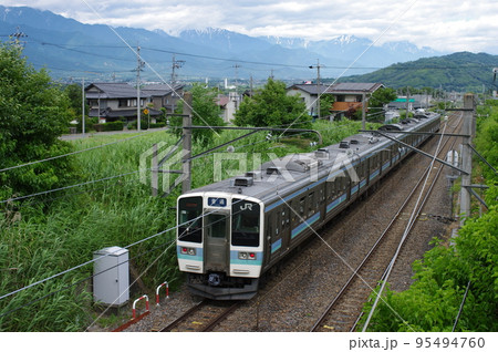 篠ノ井線 田沢付近 普通列車211系 95494760