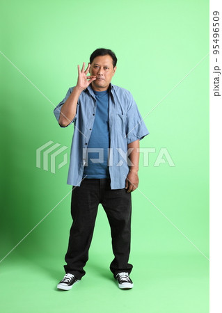 Indian Asian Man 95496509