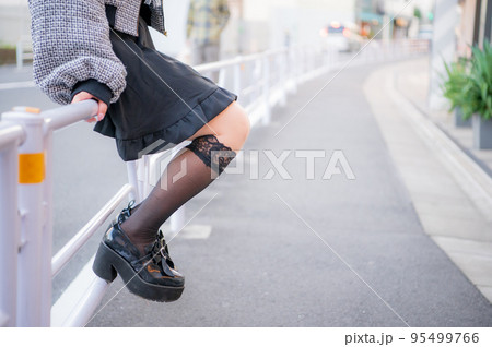 足元　厚底ローファー 95499766