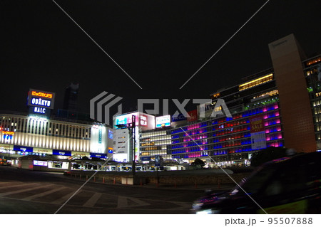 新宿駅西口 2022年の夜景 1 新宿駅西口 2022年の夜景 1 95507888