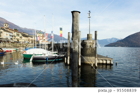Cannobio. ITALIA. Embankment of Cannobio on the lake Maggiore in the winter afternoon 95508839