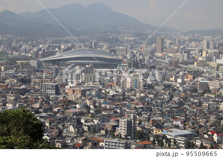 足立公園展望広場展望台から見た小倉北区市街風景 足立公園展望広場展望台から見た小倉北区市街風景 95509665