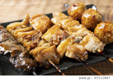 美味しい焼き鳥盛合わせ 95511807