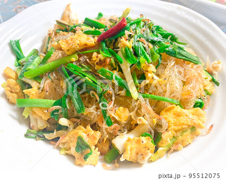 中国家庭料理・蒜叶粉絲（葉にんにくとはるさめの炒め） 95512075
