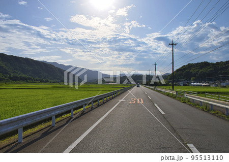 【神奈川県】箕輪耕地と県道54号線 【神奈川県】箕輪耕地と県道54号線 95513110