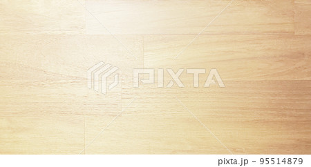 明るい白木色の木目のあるチーク材の無垢材の表面の横長の背景画像 95514879