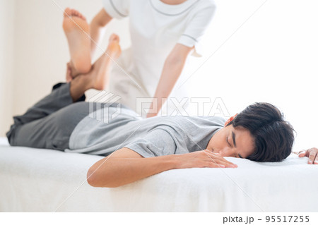 男性 整体 マッサージ 整骨院 指圧 男性 整体 マッサージ 整骨院 指圧 95517255