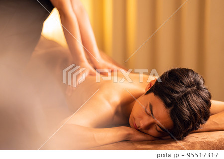 エステ　男性　ビューティー　美容　エステサロン 95517317