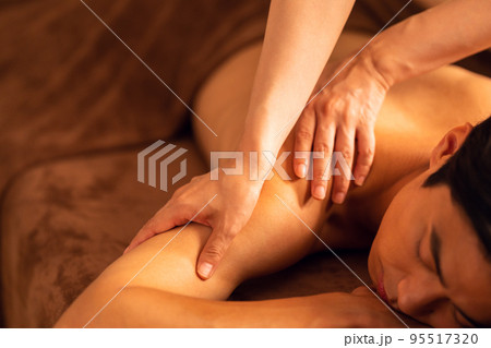 エステ　男性　ビューティー　美容　エステサロン 95517320