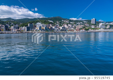 《静岡県》熱海サンビーチ・リゾート地の風景 《静岡県》熱海サンビーチ・リゾート地の風景 95519745