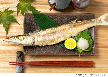 カマスの塩焼き 95521274