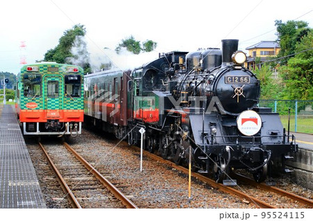 鉄道開業150周年・記念HMを掲げて力走!! SLもうか・真岡鉄道C12-66 鉄道開業150周年・記念HMを掲げて力走!! SLもうか・真岡鉄道C12-66 95524115