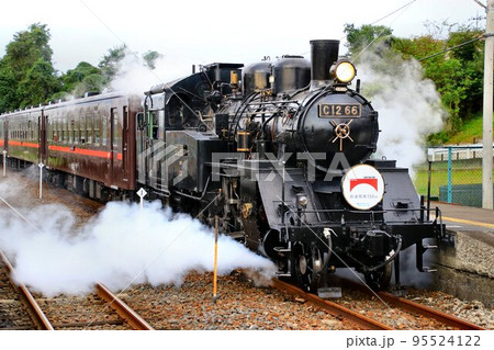 鉄道開業150周年・記念HMを掲げて力走!! SLもうか・真岡鉄道C12-66 鉄道開業150周年・記念HMを掲げて力走!! SLもうか・真岡鉄道C12-66 95524122