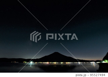 幻想的な夕景(山中湖) 幻想的な夕景(山中湖) 95527494
