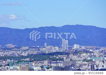 大阪・梅田から北摂地域(千里中央方面)を望む 大阪・梅田から北摂地域(千里中央方面)を望む 95528889