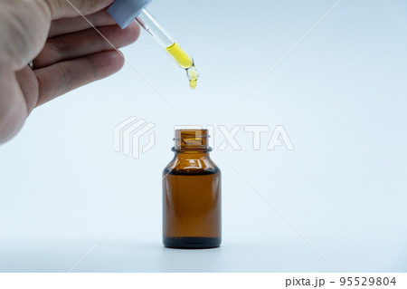 健康に良いとされている合法的なCBDオイル 健康に良いとされている合法的なCBDオイル 95529804