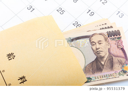 給料日イメージ(給料袋とカレンダー) 給料日イメージ(給料袋とカレンダー) 95531379